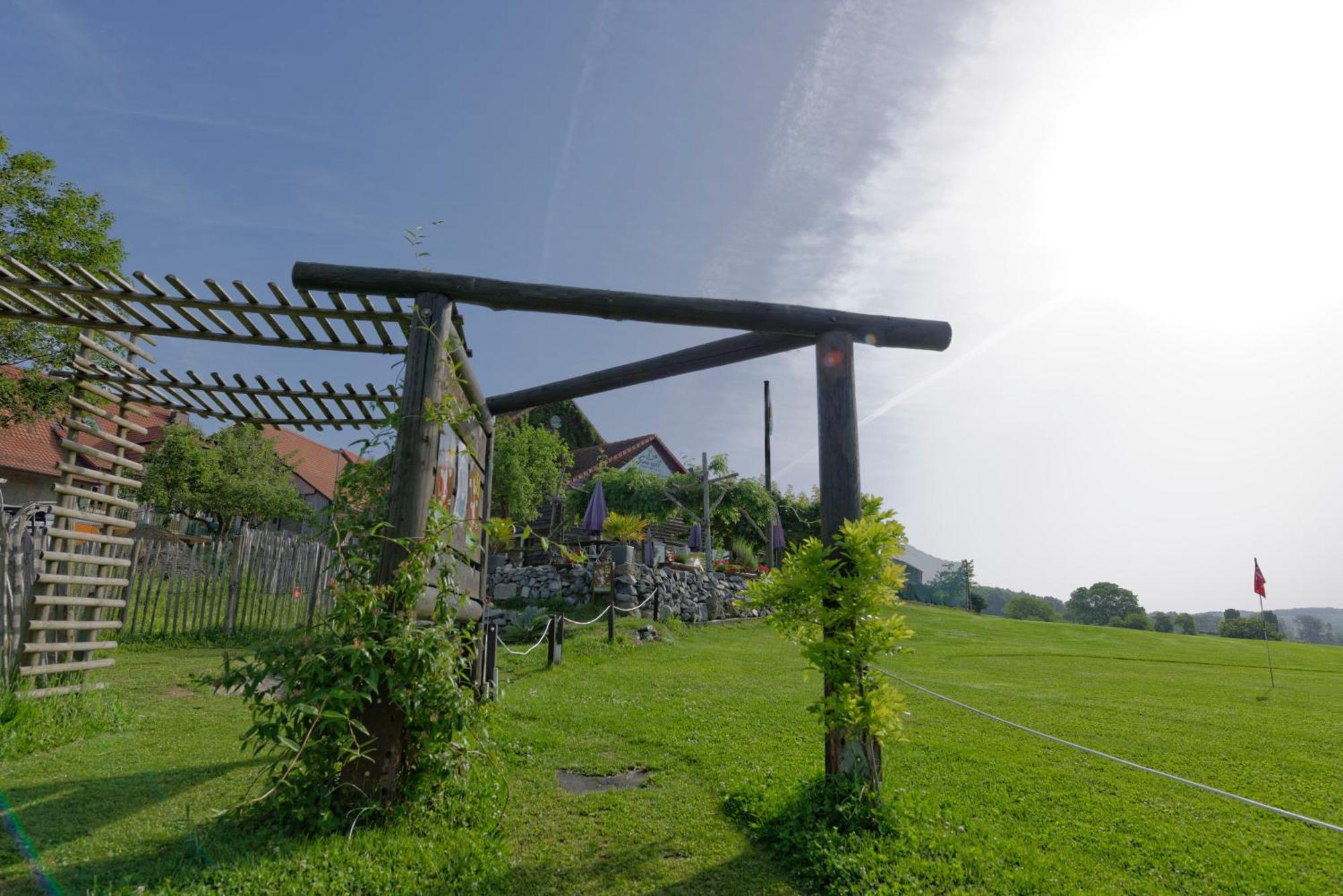 Cabane Dans Les Arbres / Swin-Golf De Cremin Zewnętrze zdjęcie